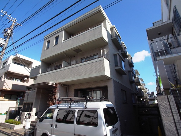 アビテ四谷大京町